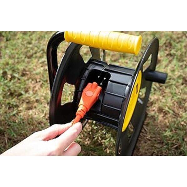 Designers Edge E230 Retractable Extensión cable Carrete de