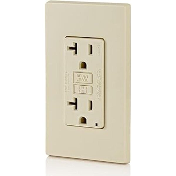 Receptáculo Leviton con autopruebas resistente a la_4