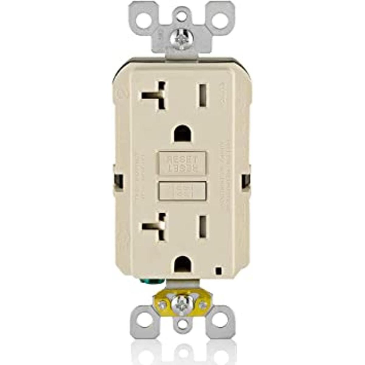 Receptáculo Leviton con autopruebas resistente a la