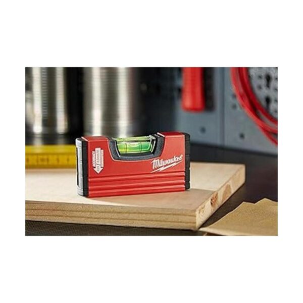Milwaukee Minibox Level_5