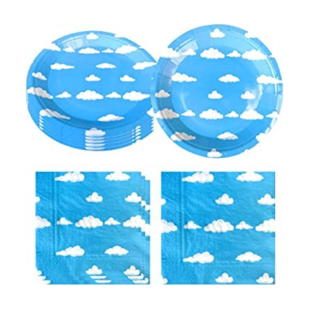 Suministros para fiesta de cumpleaños de nubes azules y