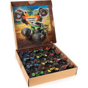 Monster Jam Paquete de 12 camiones monstruos de fundición_1
