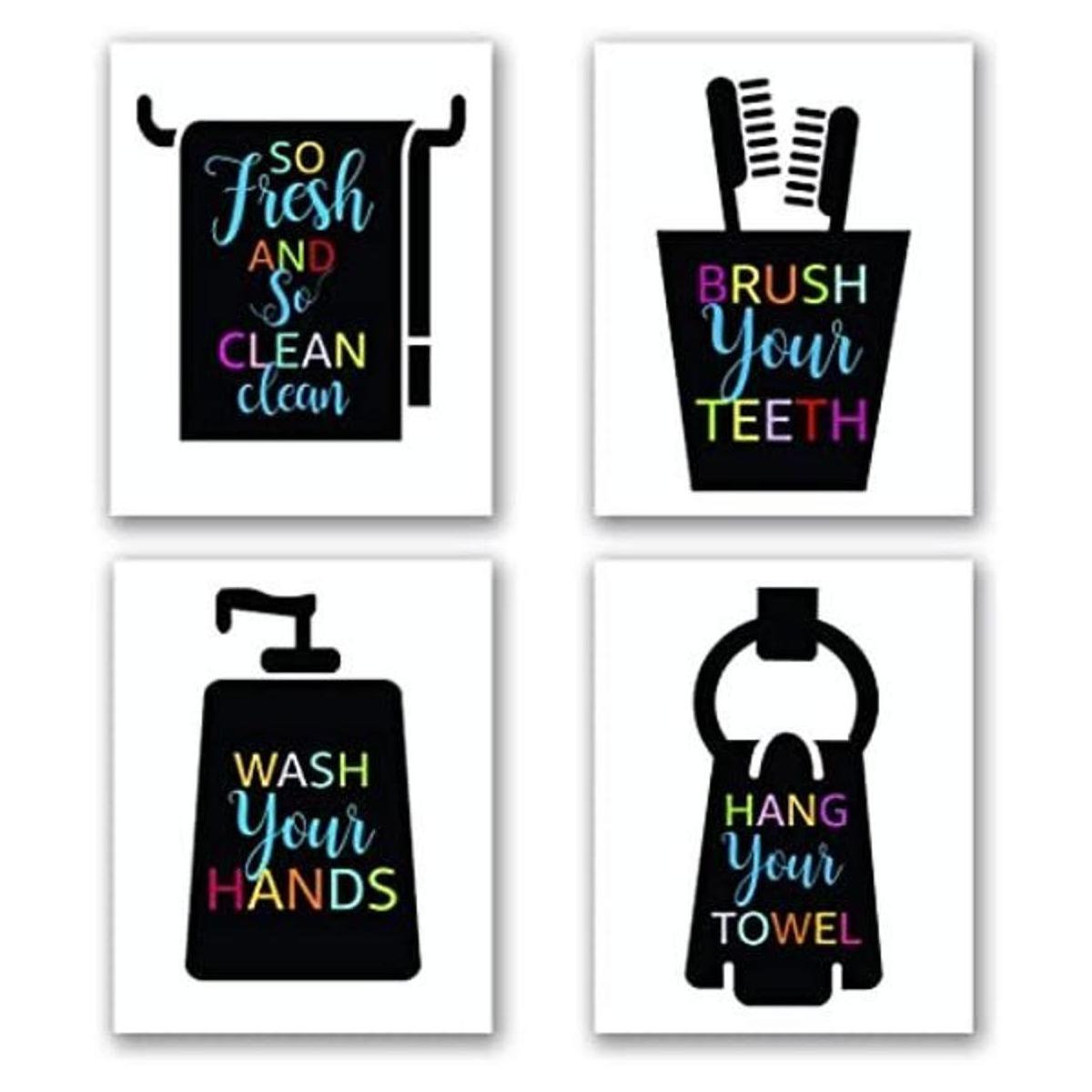 Letras de acuarela con texto en inglés Funny Bathroom
