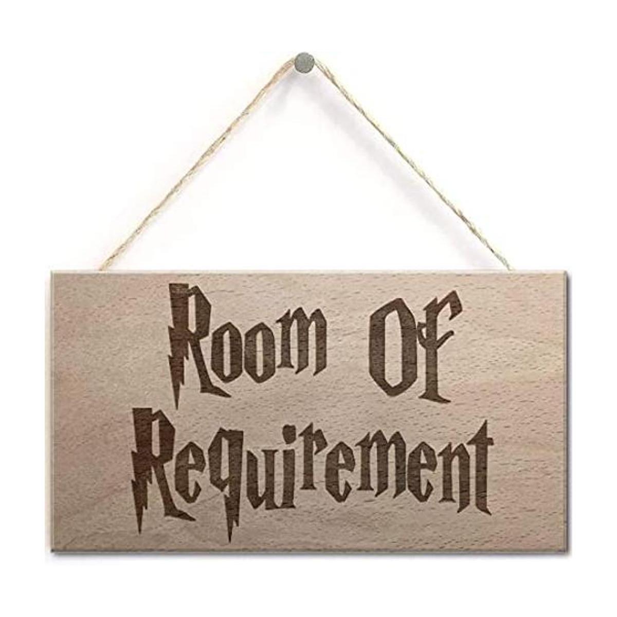 Placa colgante de magia de habitación de requisito