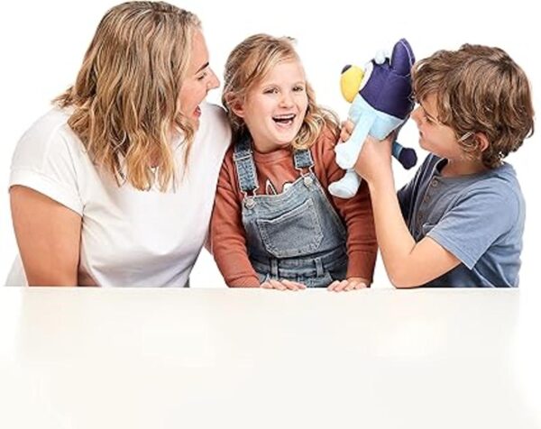 Bluey Peluche Talking Bluey de 13 pulgadas interactivo_6