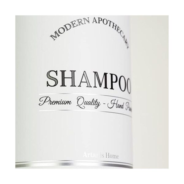 Botellas de champú y acondicionador transparentes_5