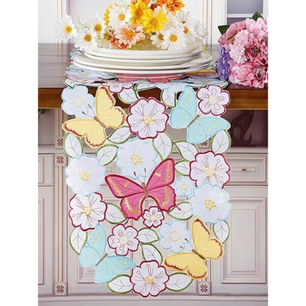 Camino de mesa con flores de primavera cutwork bordado