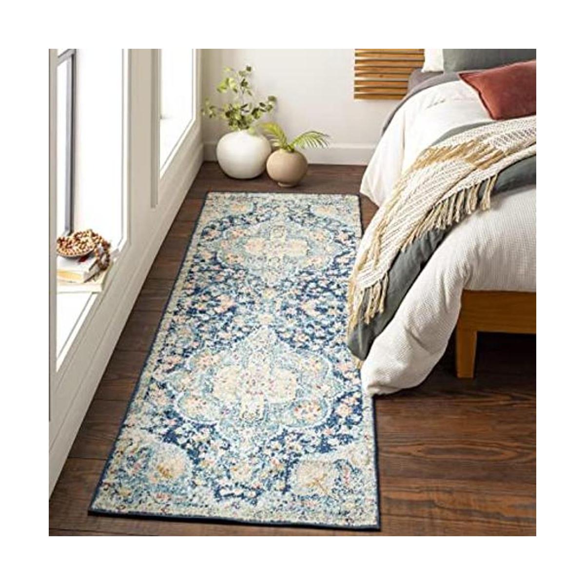 Romaine Alfombra vintage con medallón