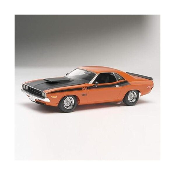 Revell 1 24 70 Dodge Challenger 2 N 1_2