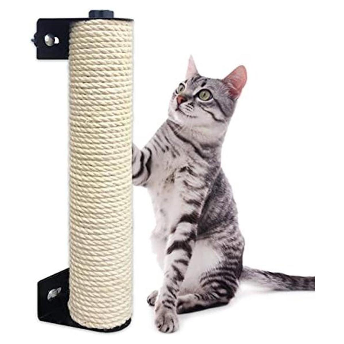 Rascador para gatos montado en jaula para gatos que ahorra