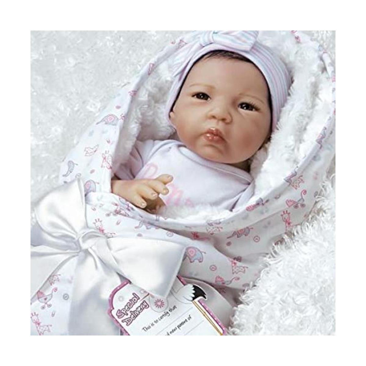 Paradise Galleries Muñeca de bebé real asiática que se ve