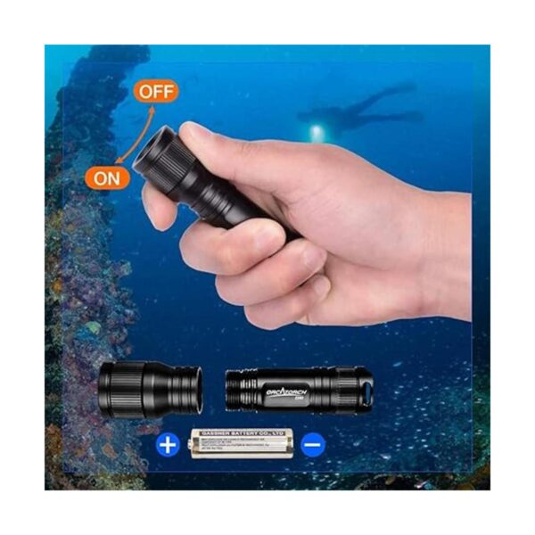 ORCATORCH D560 Mini lámpara de buceo con interruptor_3