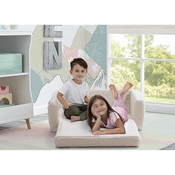 Delta Children Cozee Sofá convertible 2 en 1 de sherpa_3