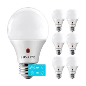 Luxrite Bombillas LED A19 del atardecer al amanecer_1