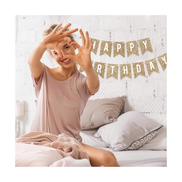 Pancarta preencordada de feliz cumpleaños sin bricolaje