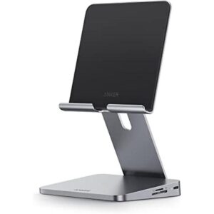 Anker 551 Hub USB C 8 en 1 con soporte plegable para_1
