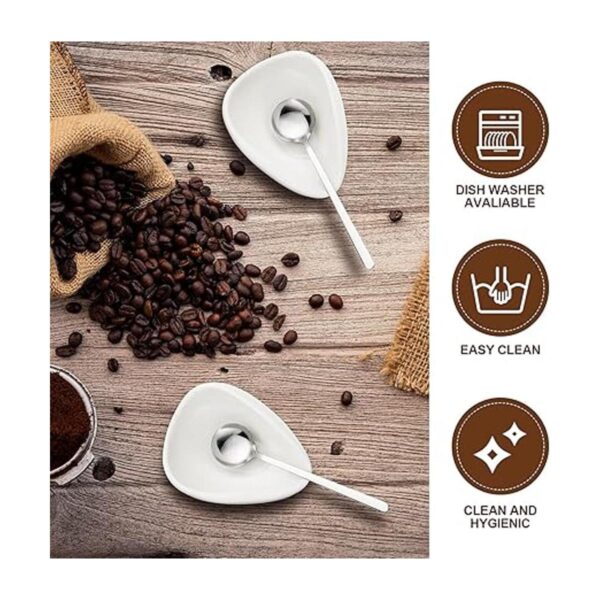 4 cucharas de café y cucharas pequeñas cucharaditas de