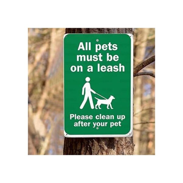 Letrero de tráfico para todos los perros deben estar en_6