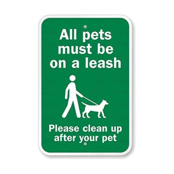 Letrero de tráfico para todos los perros deben estar en_1