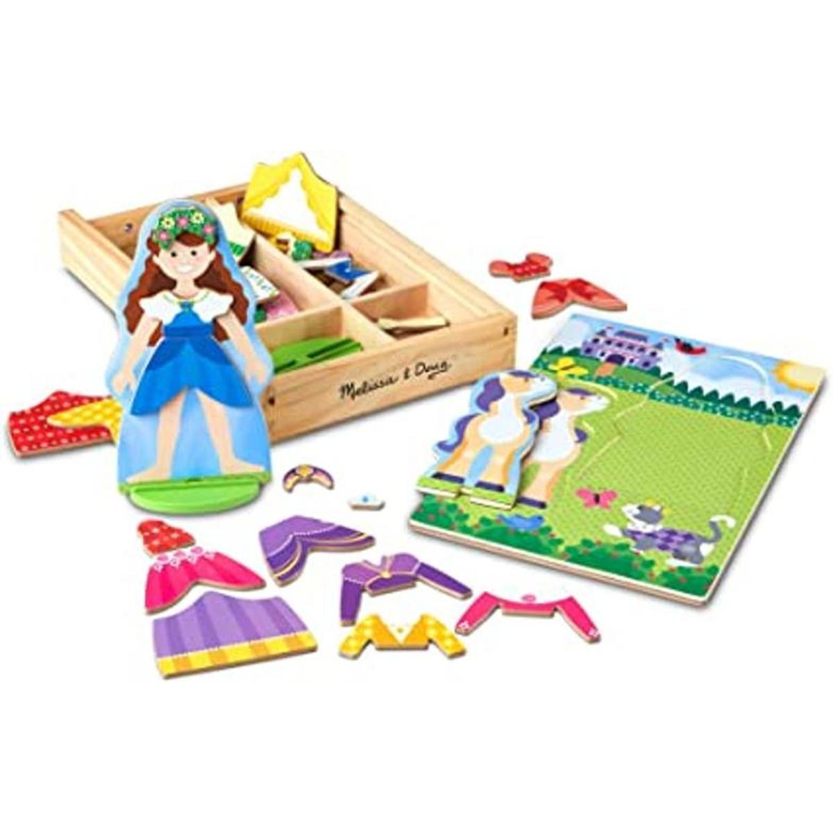 Melissa Doug Juego de muñecas magnéticas de madera para