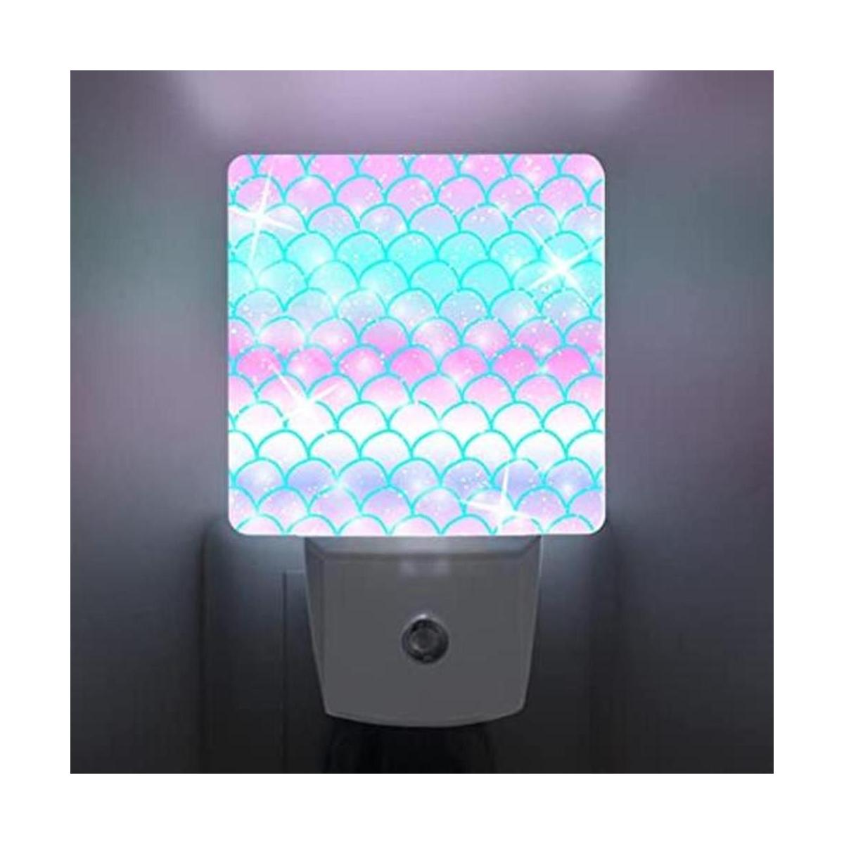 Luz nocturna enchufable con escamas de sirena rosa del