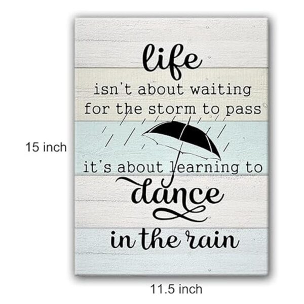 Life is t About Waiting for the Storm to Pass Lienzo_2