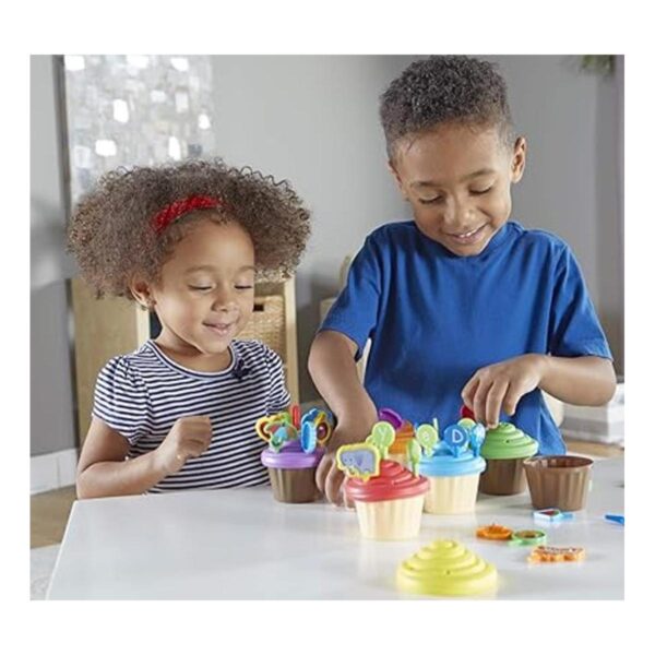 Learning Resources ABC Cupcake Adornos para fiestas_5