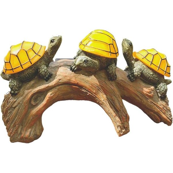 Decoración de jardín con diseño de tortugas en troncos con_1