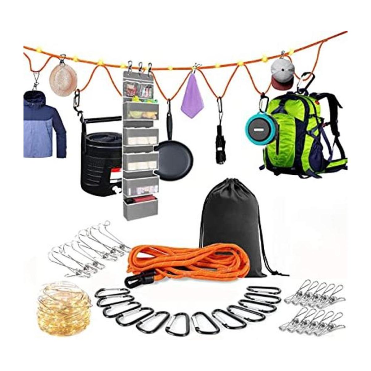 Tienda de ropa de campamento con 28 pines de hebilla para