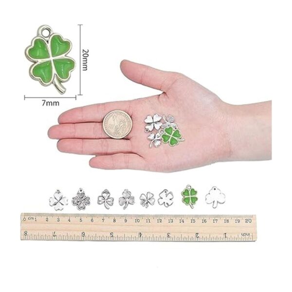 SUNNYCLUE 1 caja de 4 estilos Lucky trébol de cuatro hojas