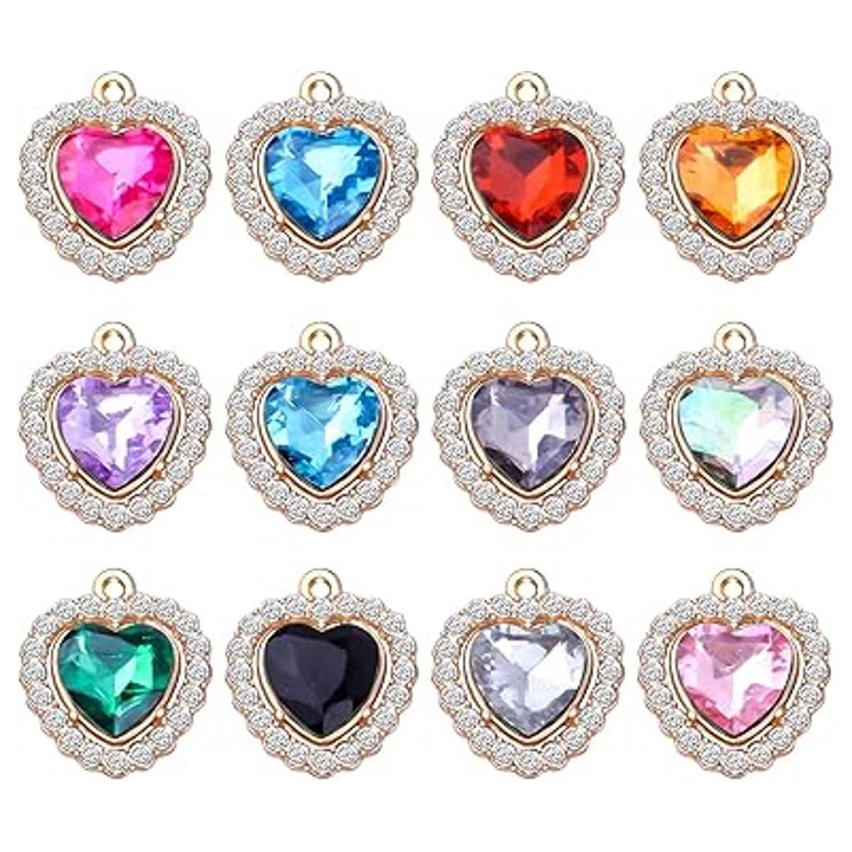 24pcs 12 colores Rhinestone corazón encantos cúbicos