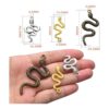 30 colgantes de serpiente de 5 colores de aleación