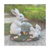 Familia de conejitos con energía solar para decoración de