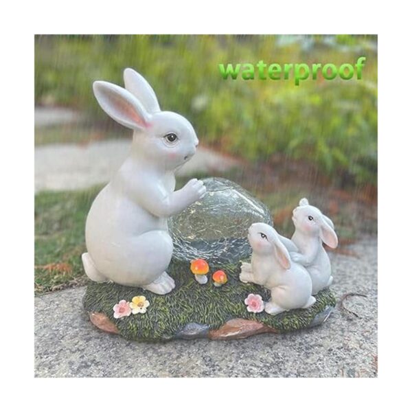 Familia de conejitos con energía solar para decoración de