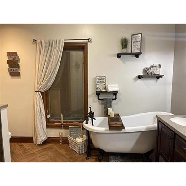Estantería de baño industrial con barra de toallas
