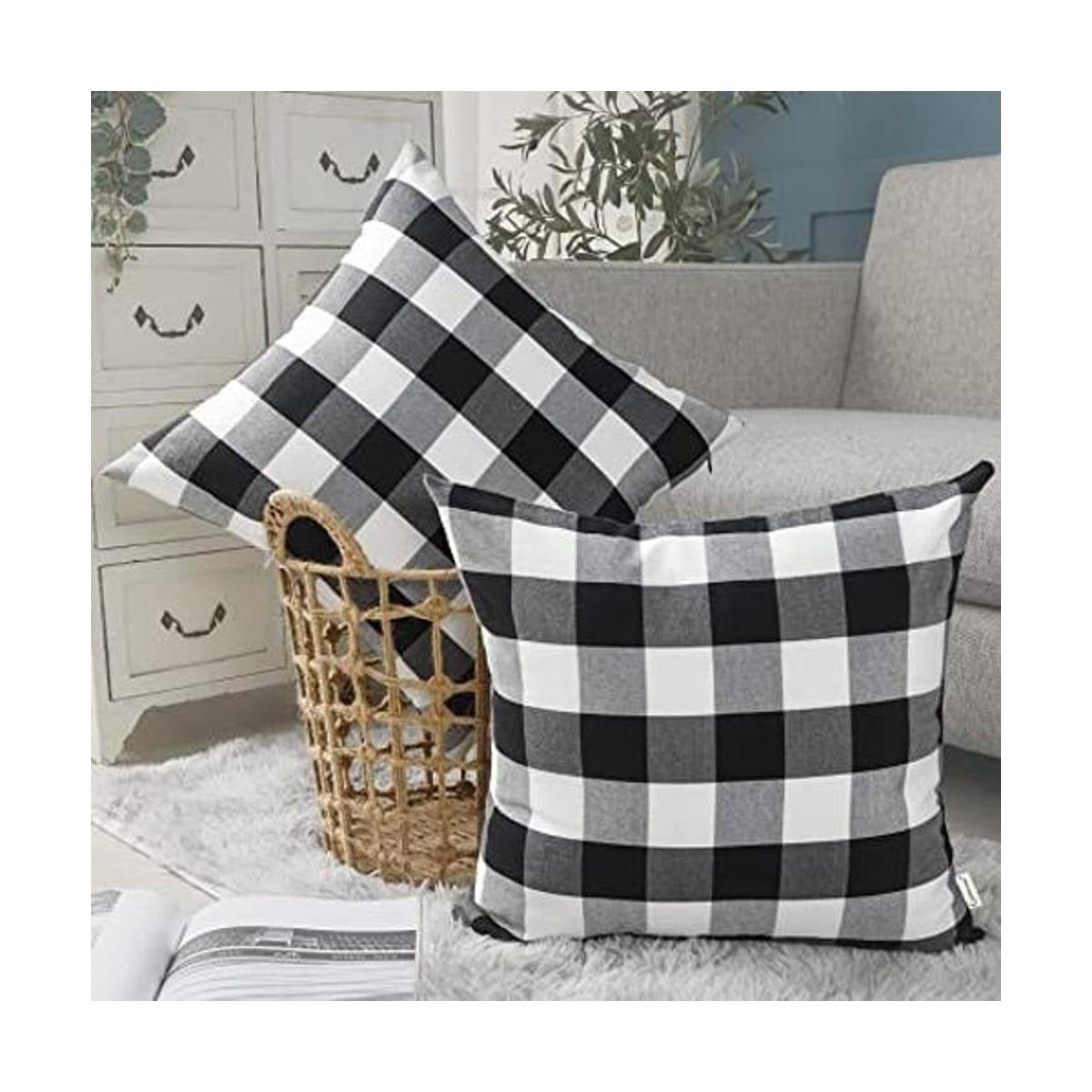 CARRIE HOME Juego de 2 fundas de almohada a cuadros negros