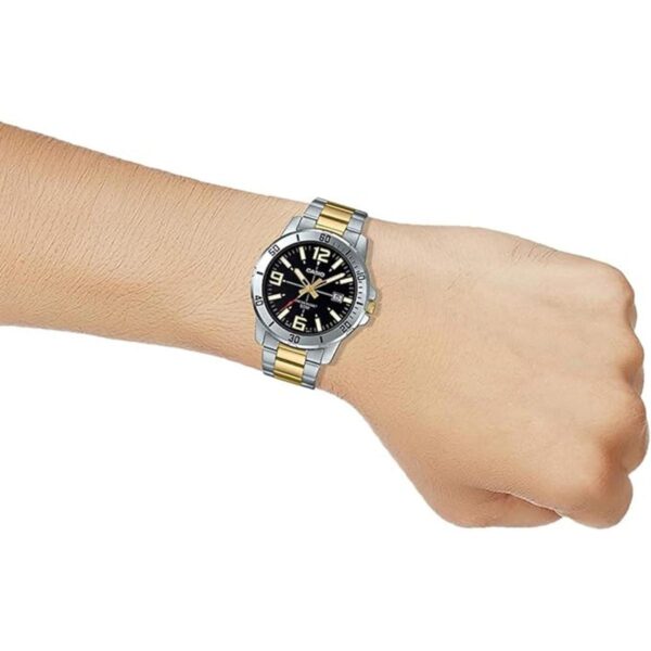 Caso MTPVD01SG1BV Reloj deportivo analógico de acero_5