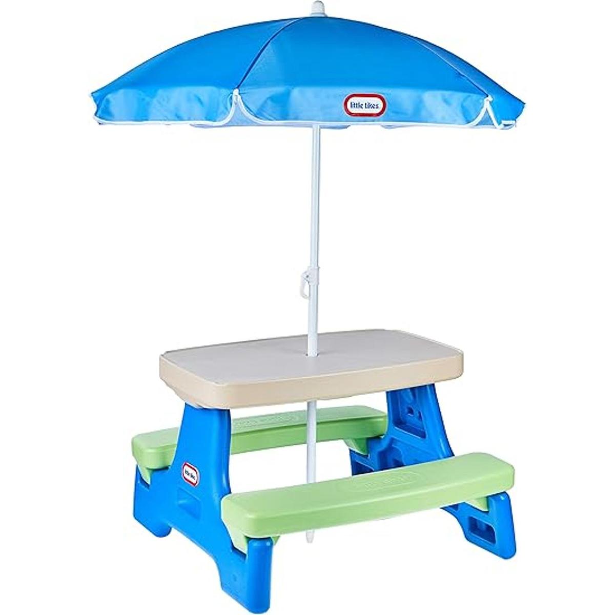 Little Tikes Mesa de picnic con paraguas fácil de guardar