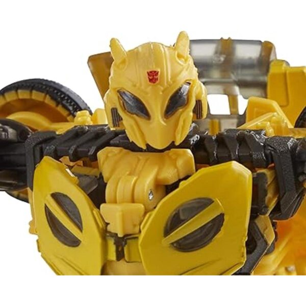 Transformers Toys Studio Series 70 Deluxe Class Bumblebee_6