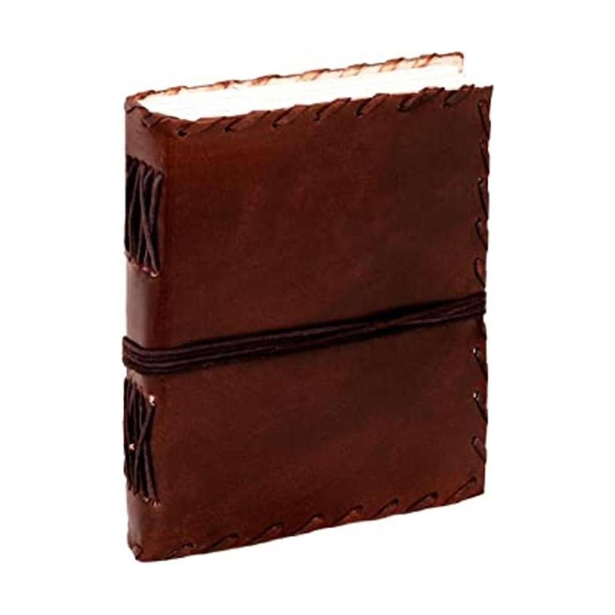 Cuaderno de cuero de KKs de escritura vintage 7 y 6