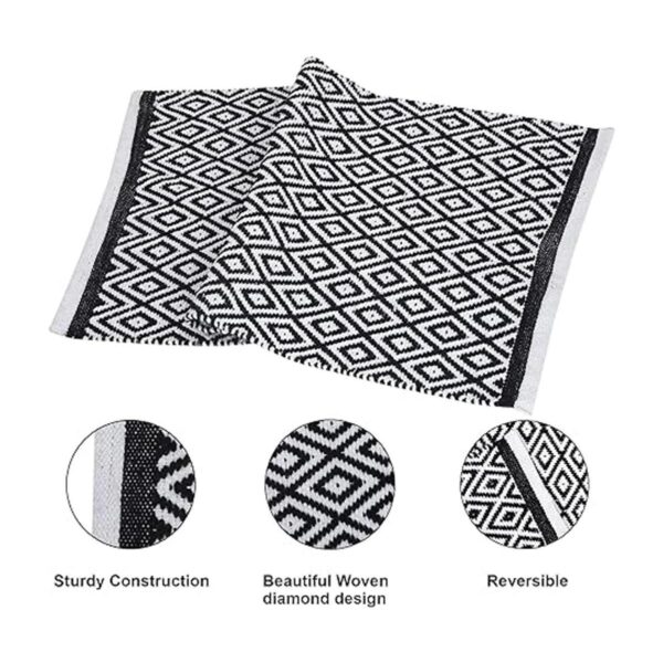 Alfombra pequeña de algodón blanco y negro para puerta de