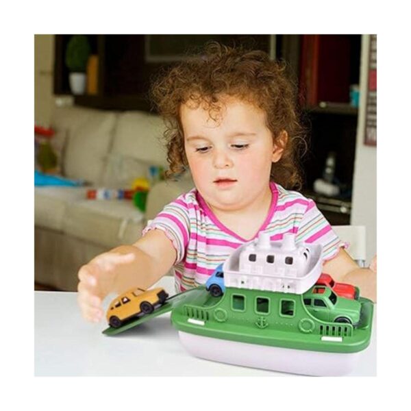Juguetes divertidos para el baño de barco con juguetes