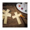 Cruz de madera sin terminar con cuerda de yute para