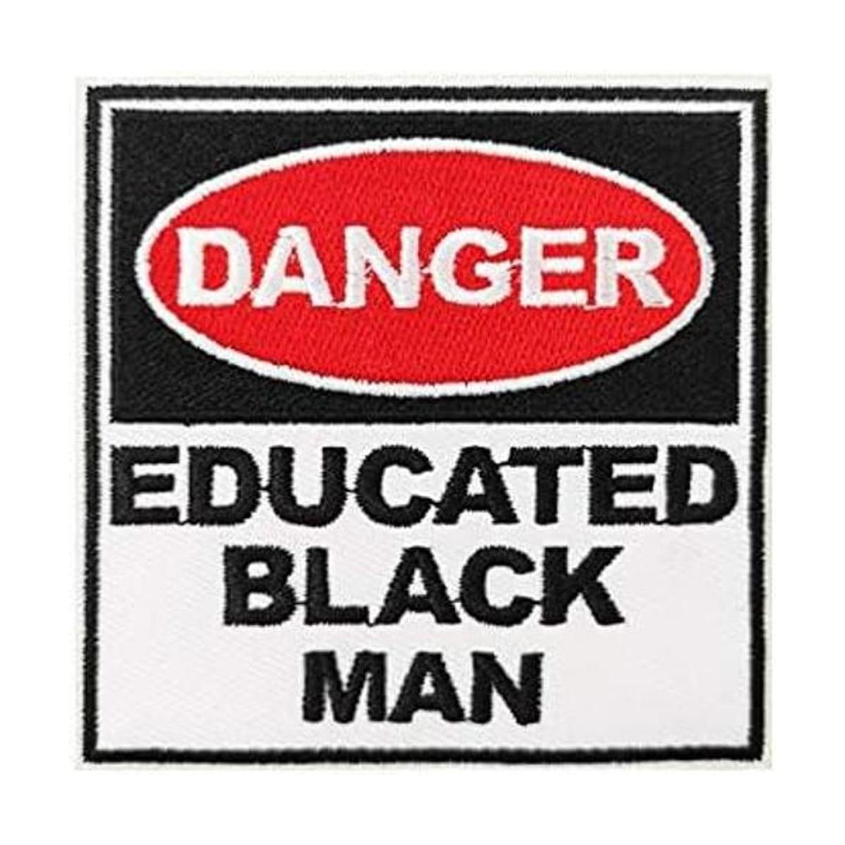 Parche bordado para planchar con diseño de hombre negro